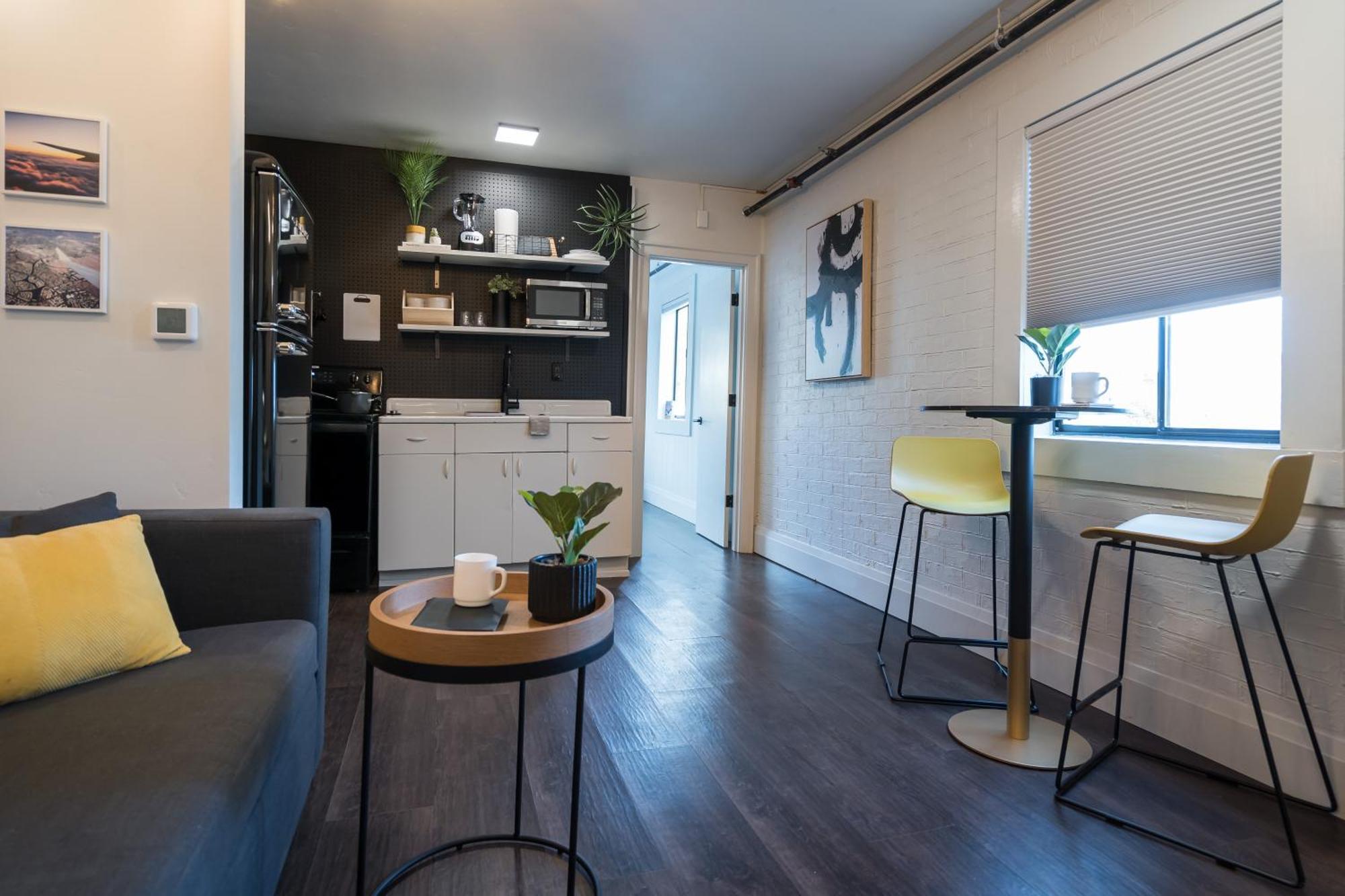 The 505 Eugene Apartment Exterior photo