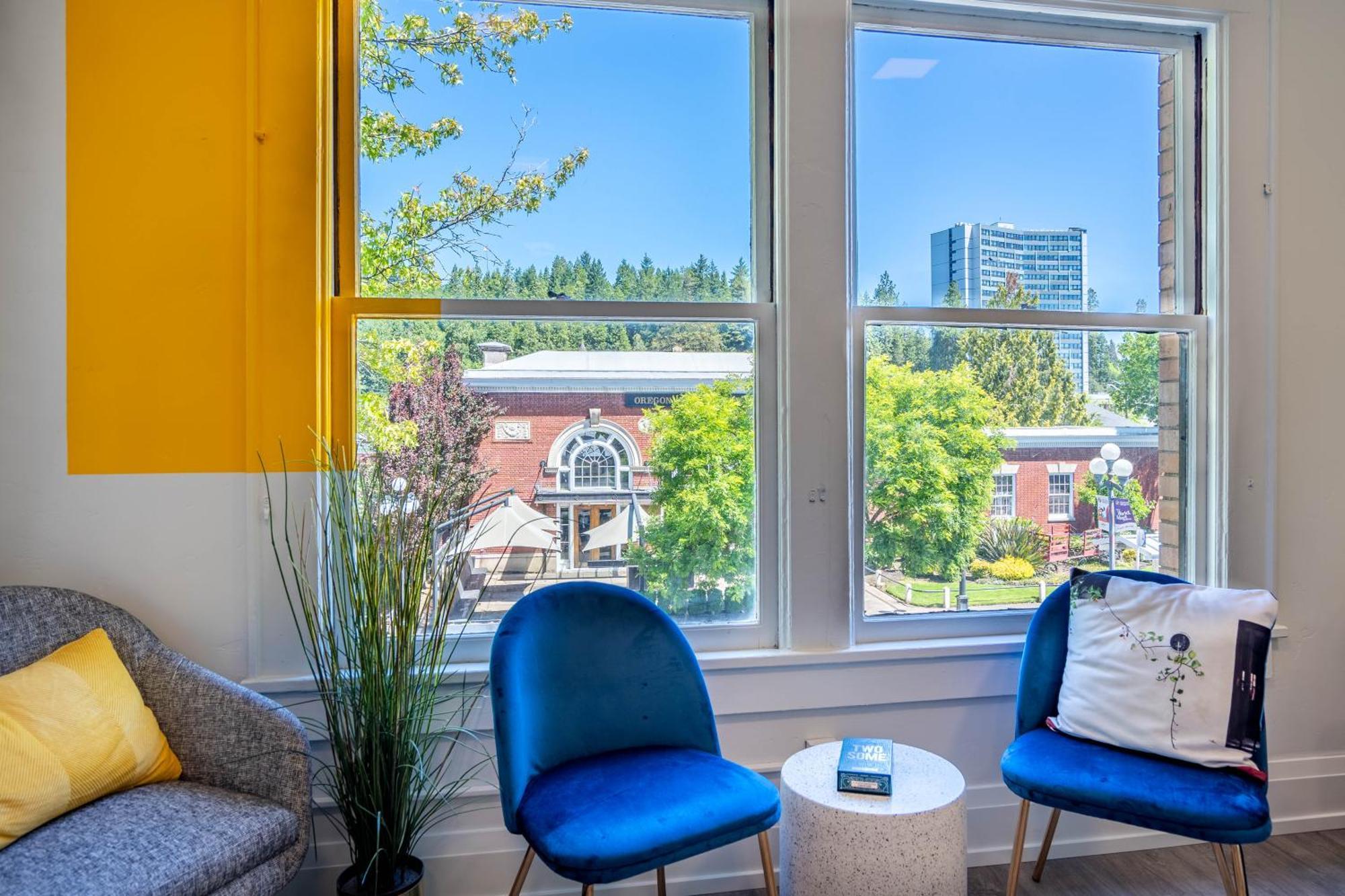 The 505 Eugene Apartment Exterior photo